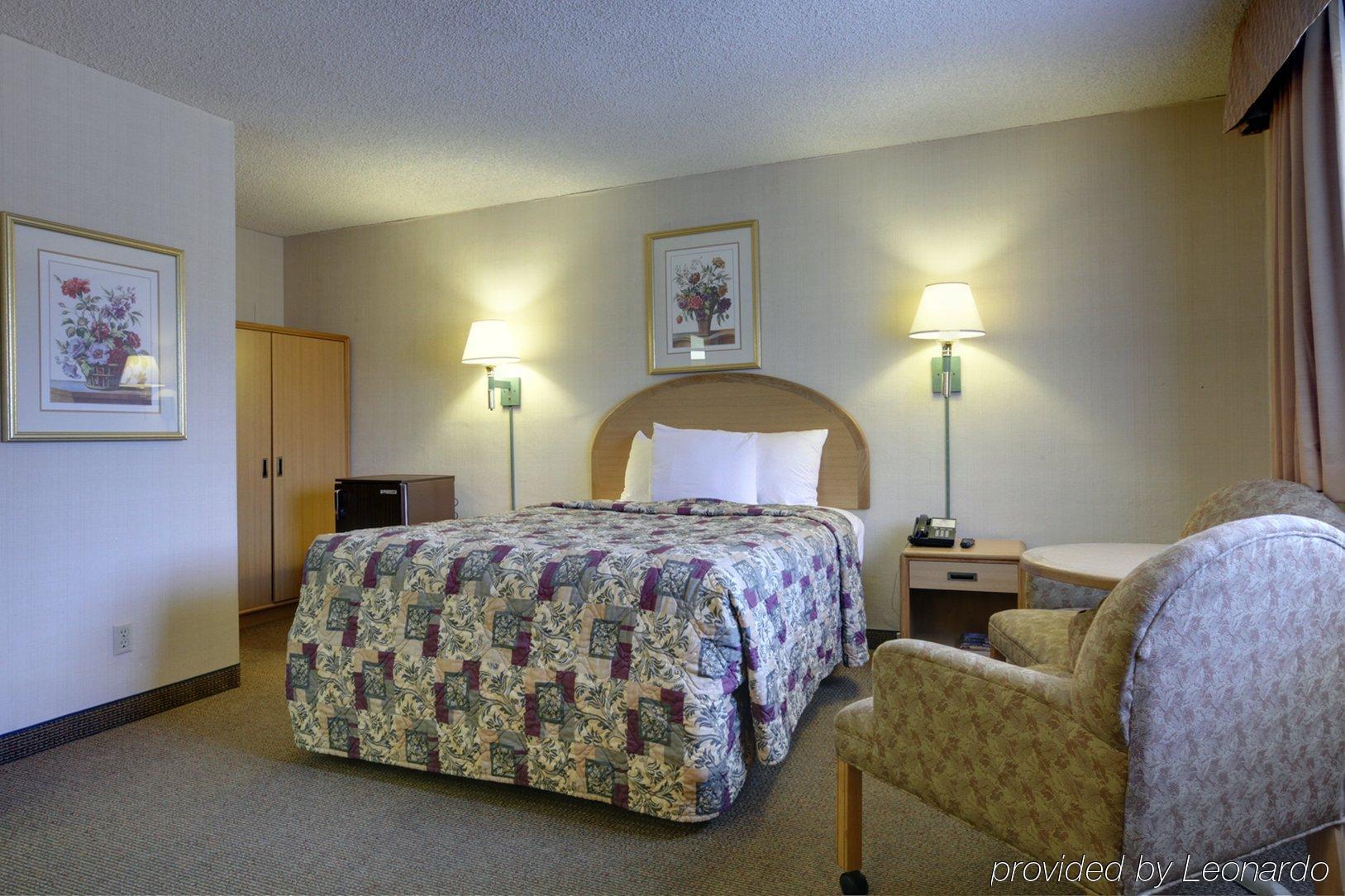 Americas Best Value Inn Visalia Habitación foto