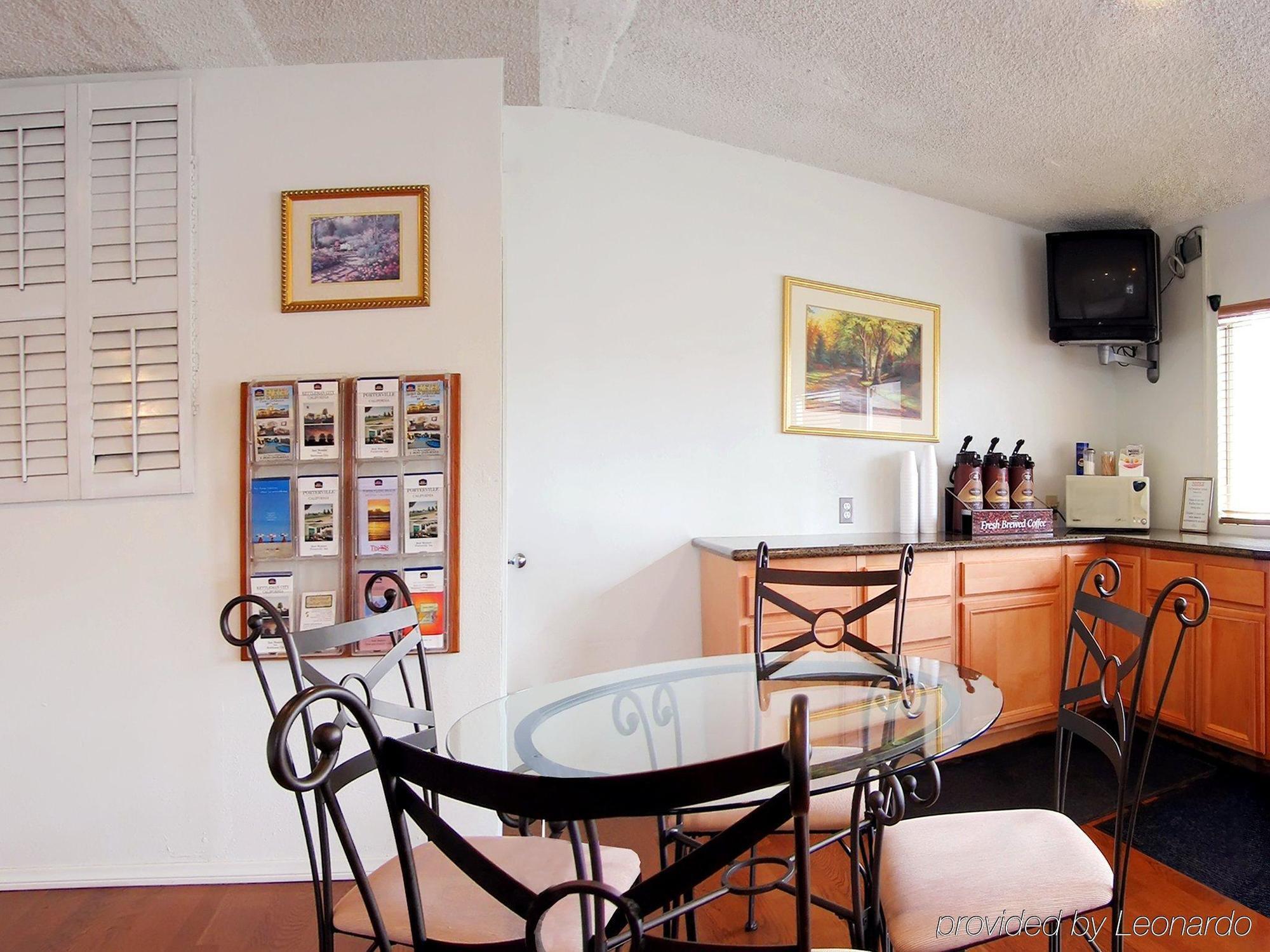 Americas Best Value Inn Visalia Restaurante foto