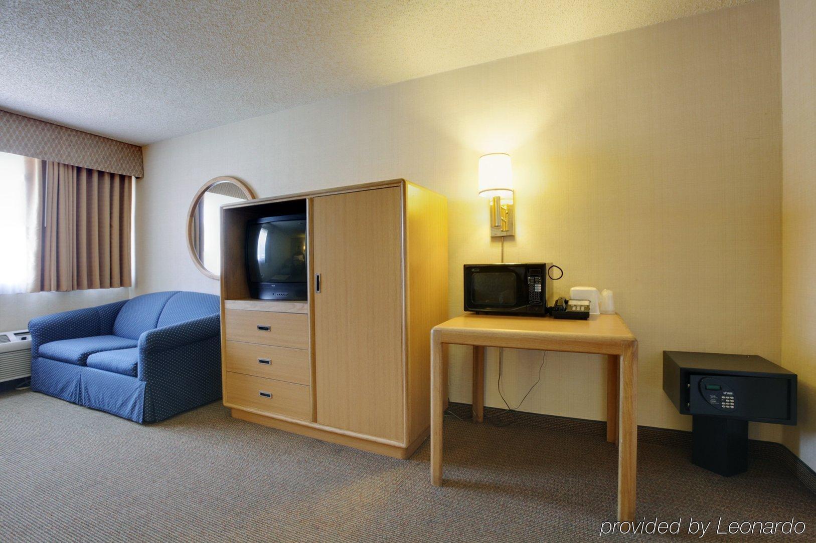 Americas Best Value Inn Visalia Habitación foto